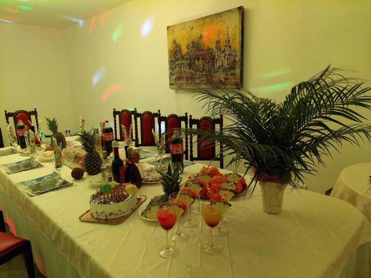 Hotel Sveciu Namai Prie Sirvintu à Akmeniai Extérieur photo