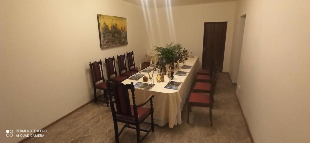 Hotel Sveciu Namai Prie Sirvintu à Akmeniai Extérieur photo